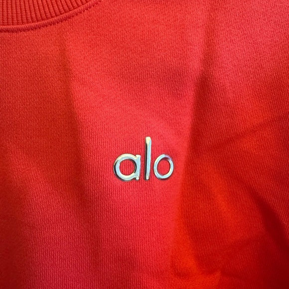 ALO Yoga Cropped Accolade Crewneck - Picture 3 of 4